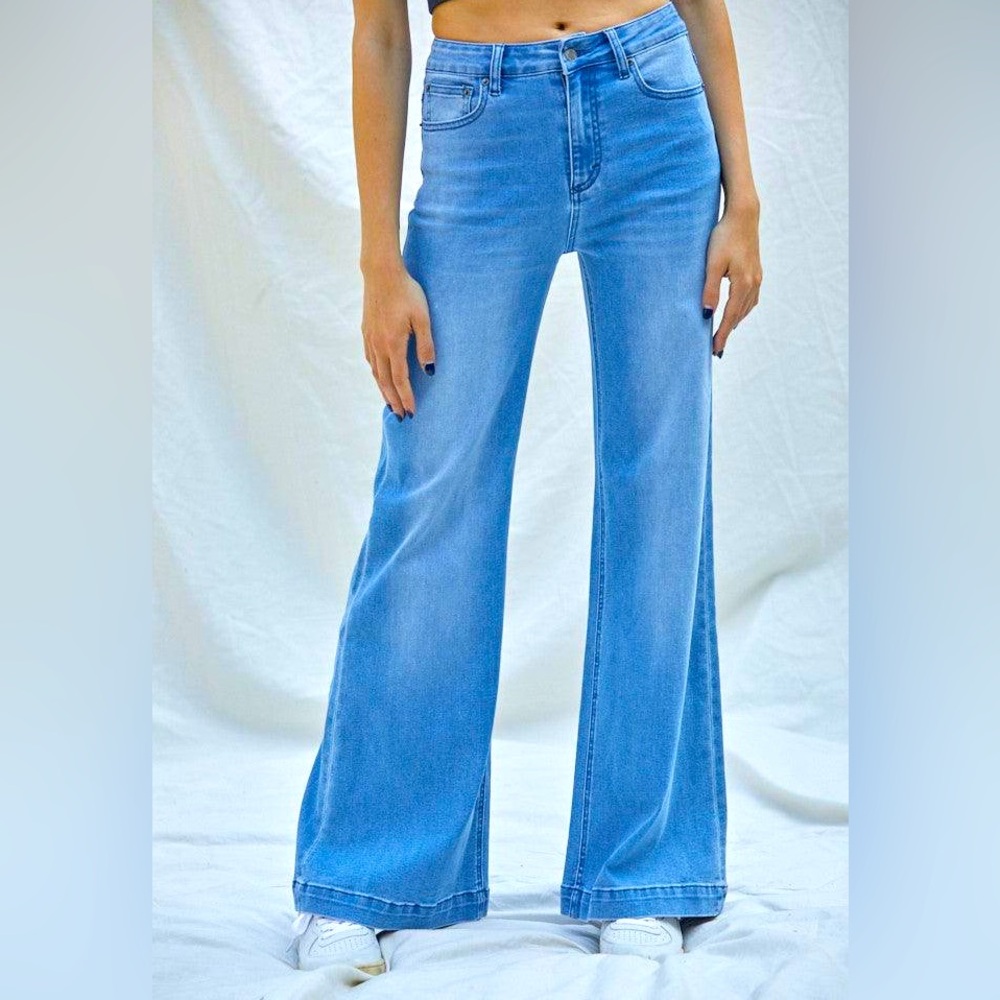 High-Rise Dream Wide Leg Denim